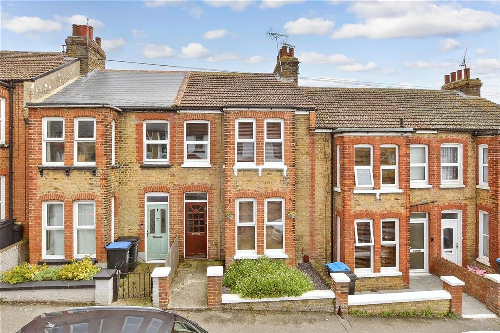 Property photo 3 of 12 External (Web) - Yes