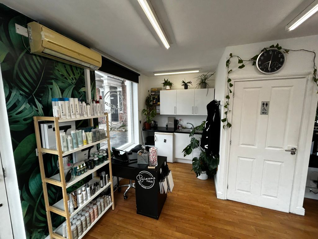 Property photo 2 of 6