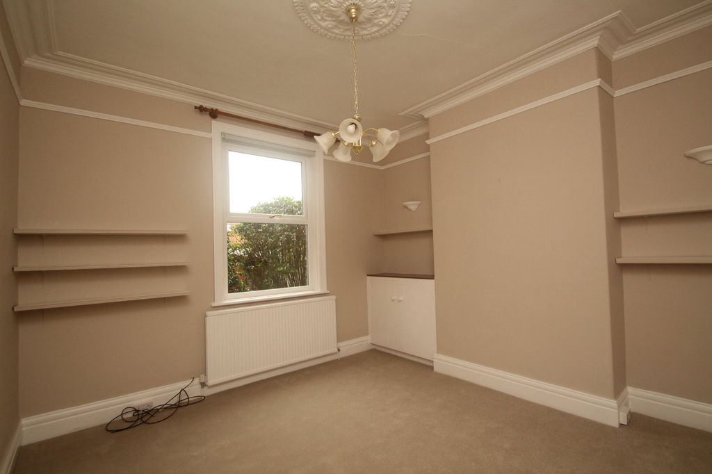 Property photo 3 of 20 Picture No. 30