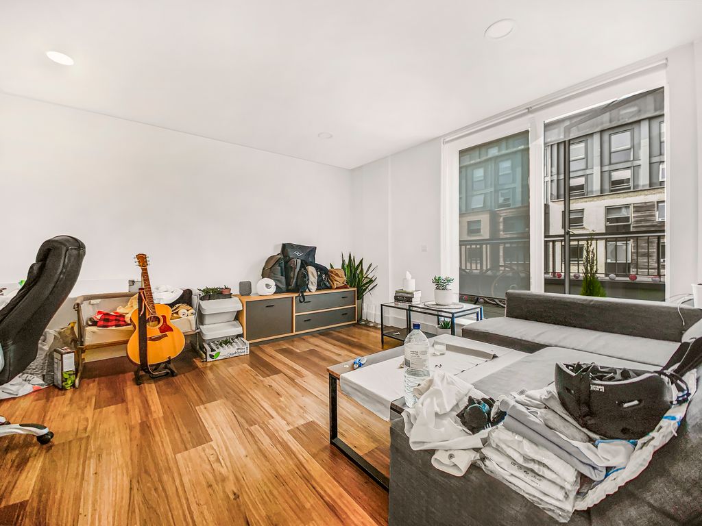 Property photo 1 of 8