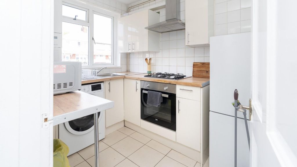 Property photo 2 of 14 Laburnum Road 04638.Jpg