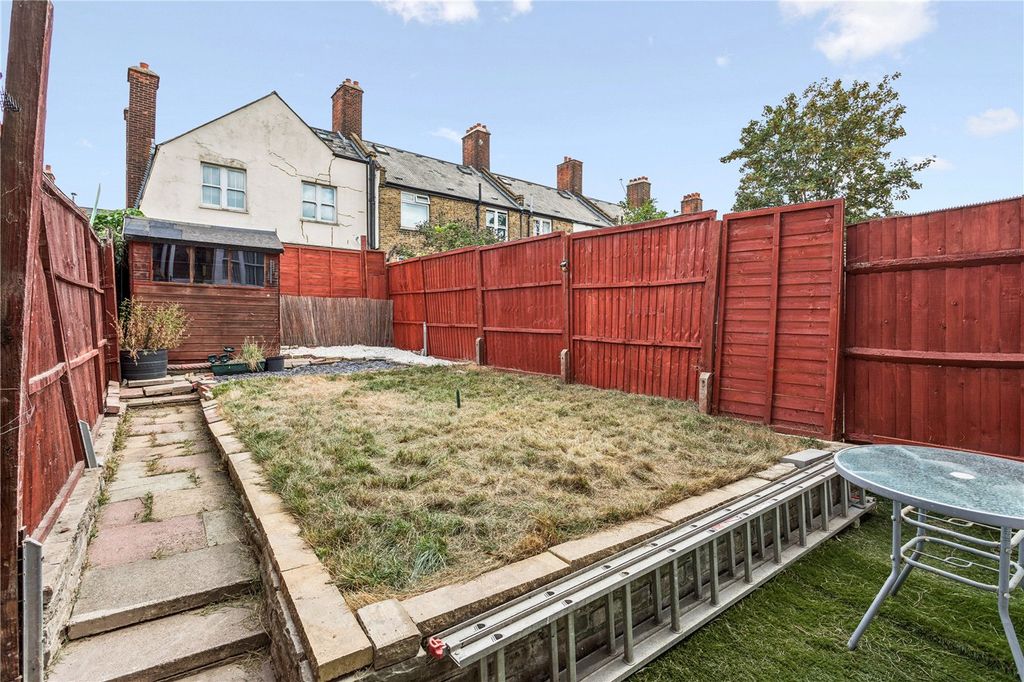 Property photo 2 of 11 Picture No. 04
