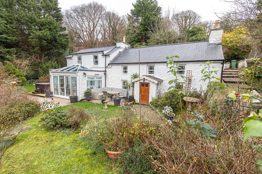 Property photo 1 of 46