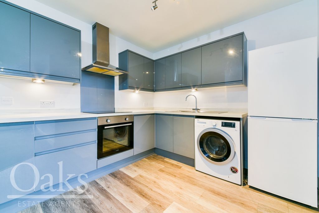 Property photo 2 of 8 Kitchen