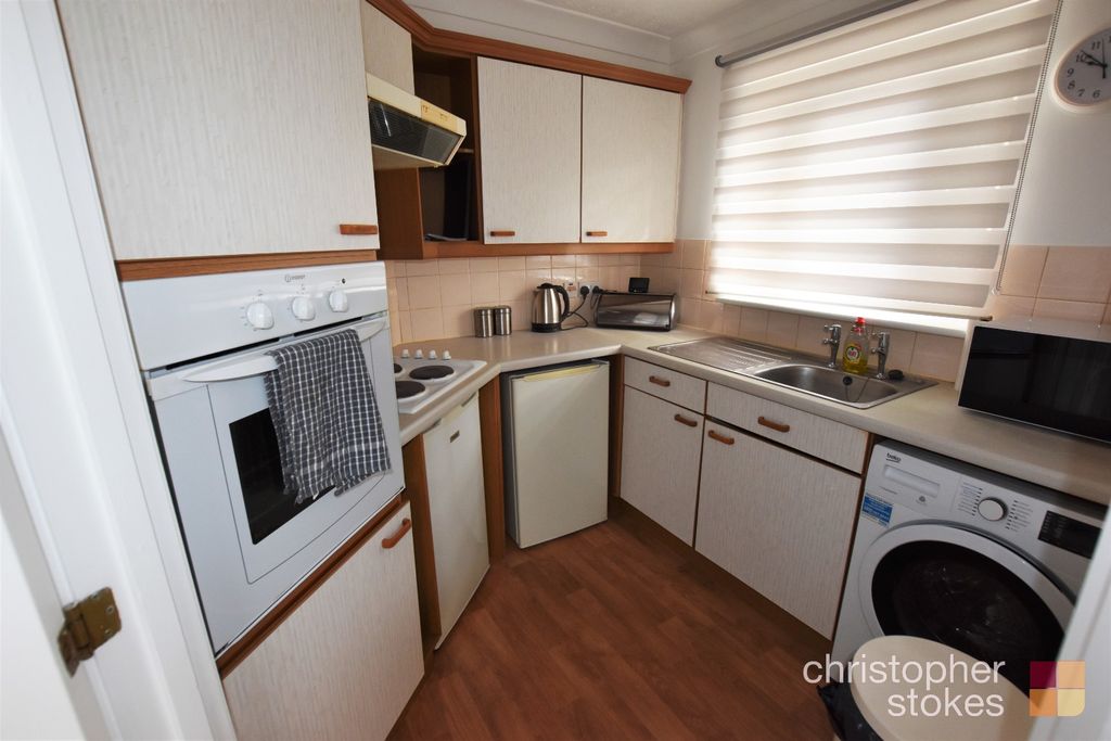 Property photo 2 of 5 4912722