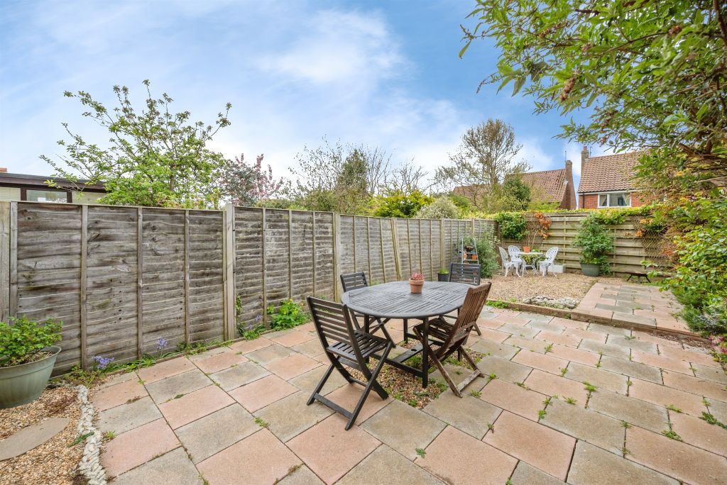 Property photo 3 of 31