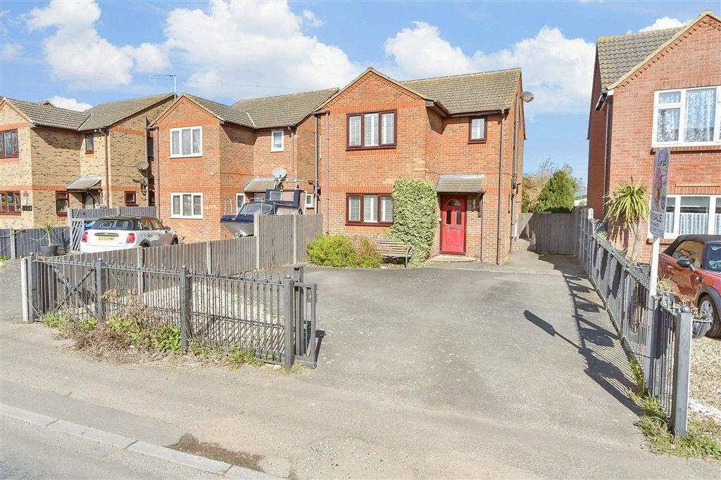 Property photo 3 of 11 Front Elevation