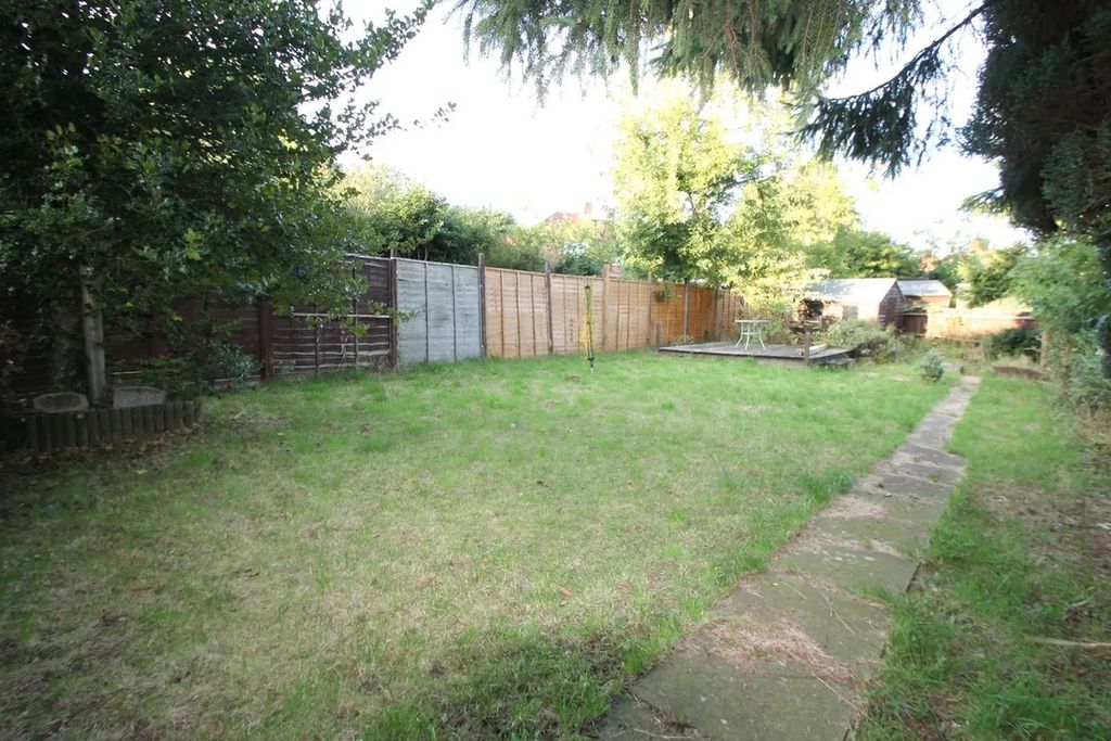 Property photo 2 of 6