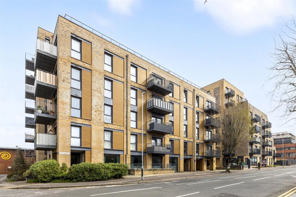Property photo 1 of 14 Davigdor Road, 121-123, The Artisan, 18-016.Jpg