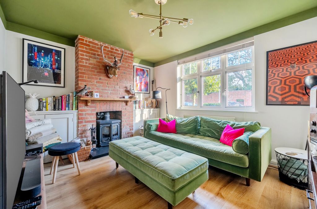 Property photo 2 of 28 1402004-22-696F5B...