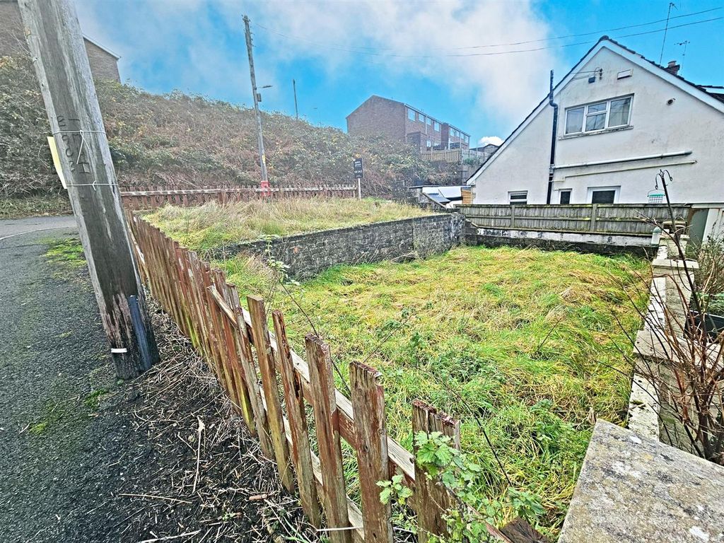 Property photo 2 of 4 20251210_145149.Jpg