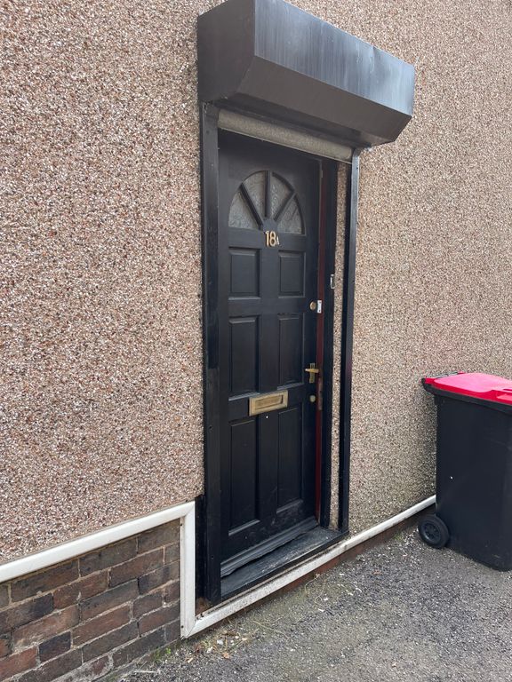 Property photo 1 of 18 Cover