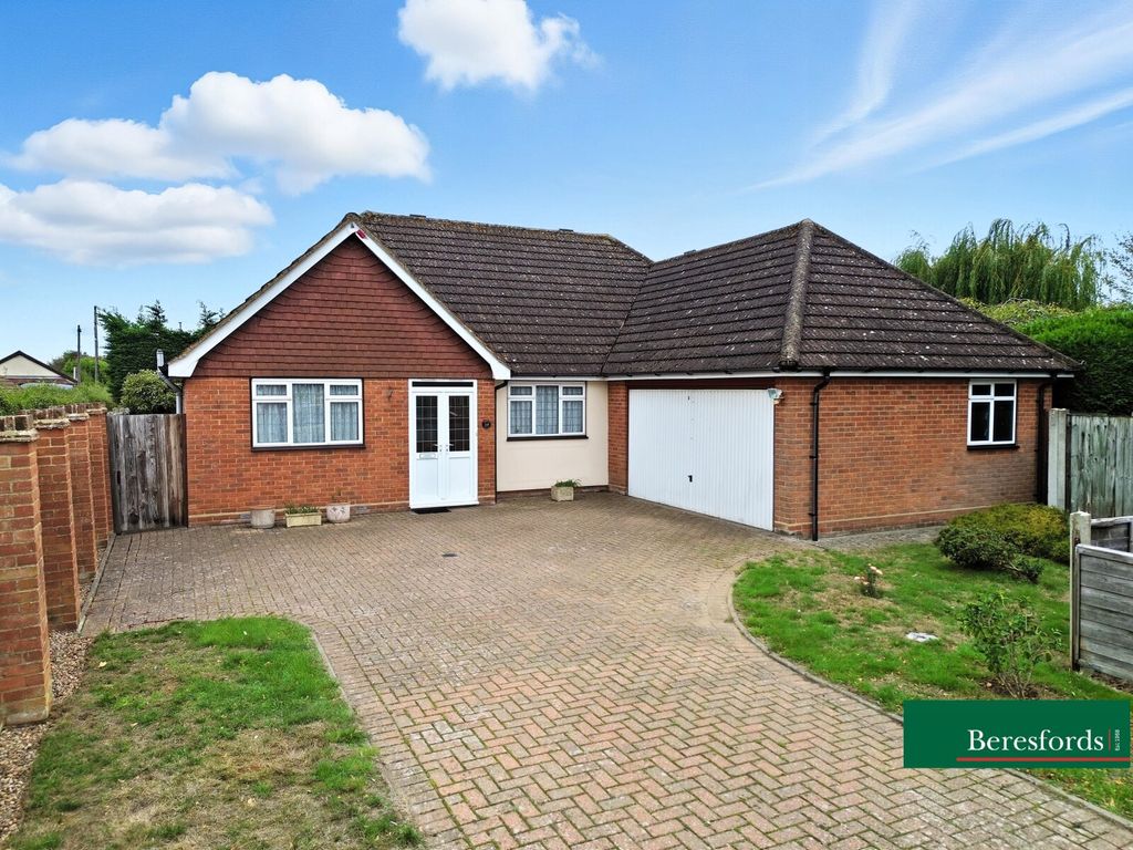 Property photo 1 of 19 Front