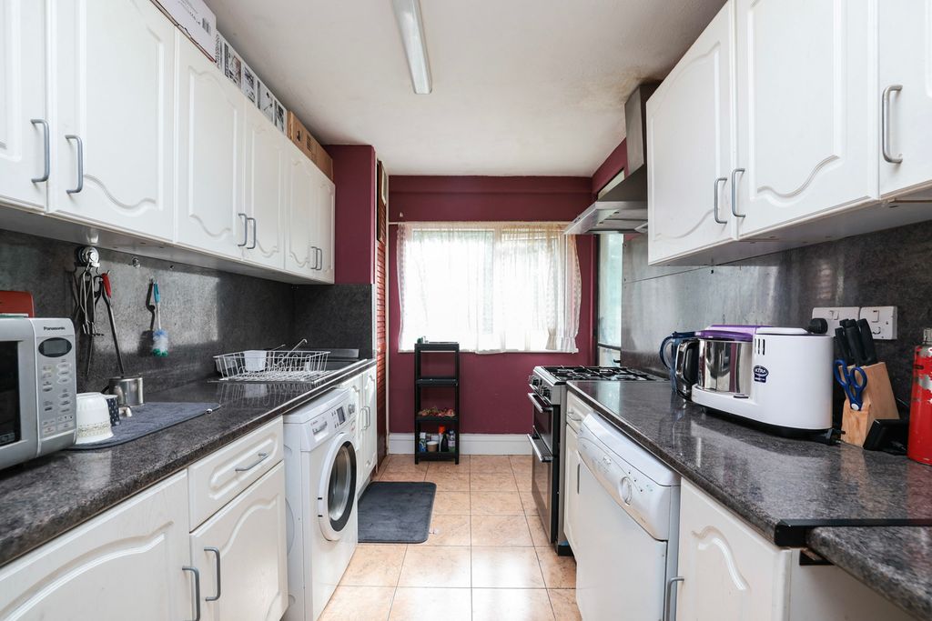 Property photo 2 of 11 Pbox-Img.Jpg