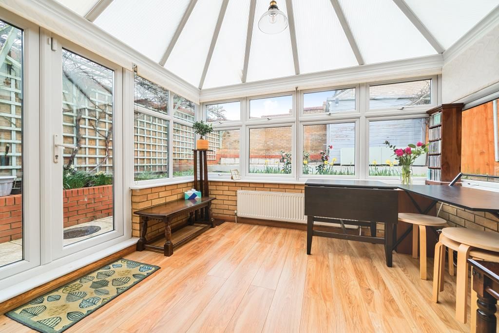 Property photo 3 of 10 Conservatory