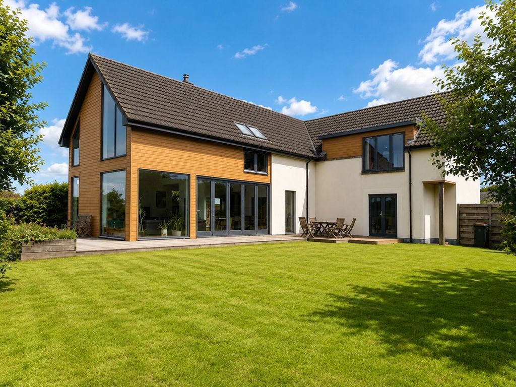 Property photo 1 of 50