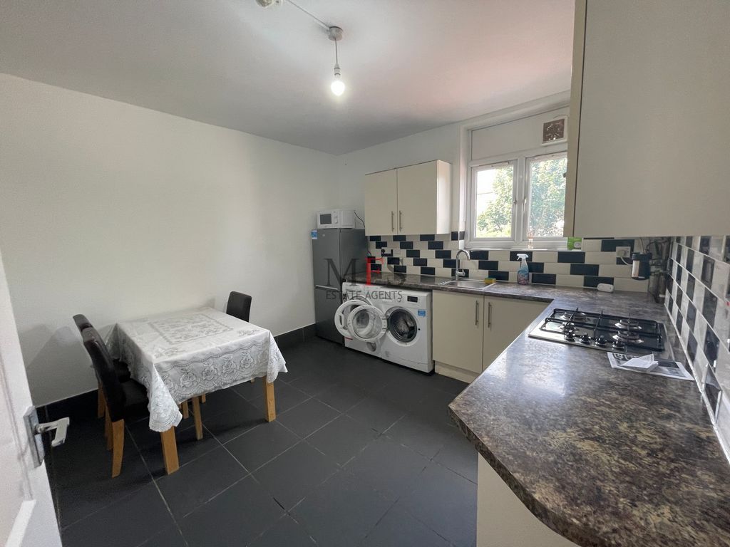 Property photo 3 of 13 Photo 10