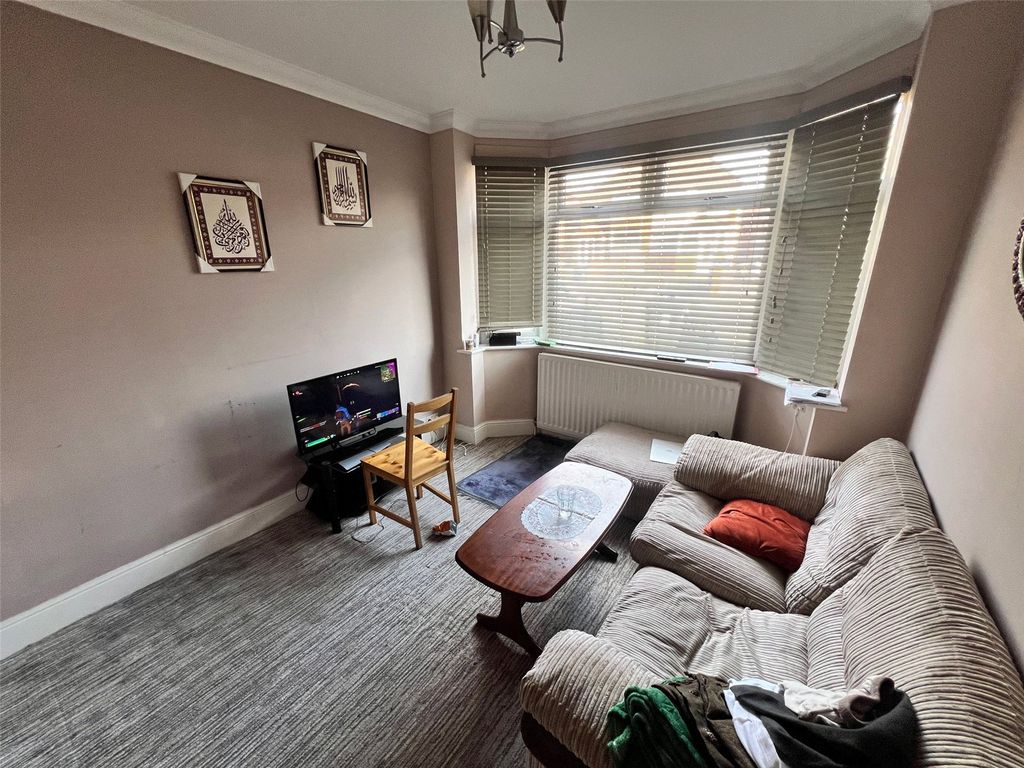 Property photo 2 of 10 Picture No. 01