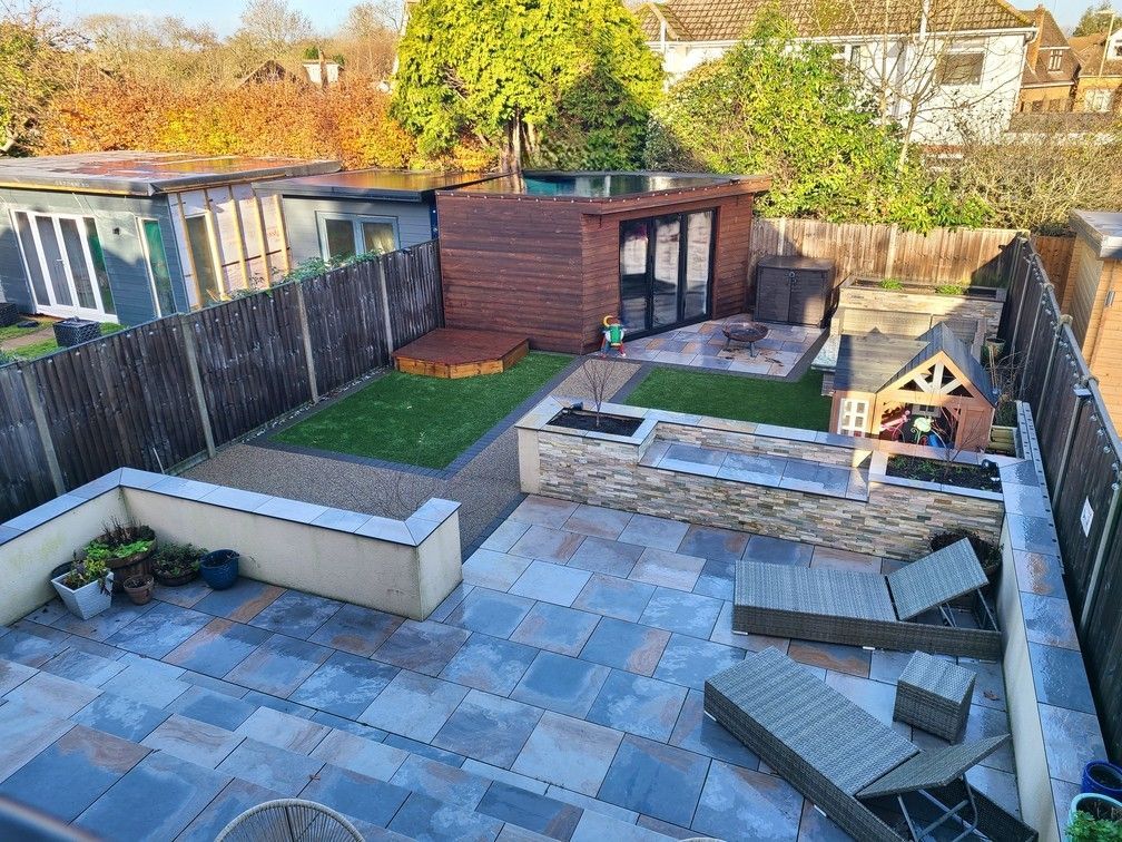 Property photo 2 of 35