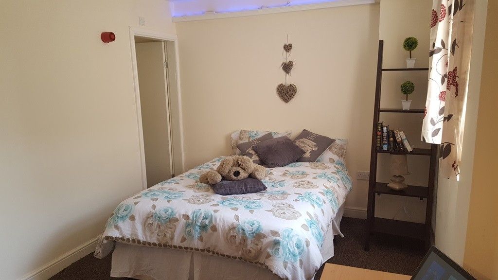 Property photo 1 of 4