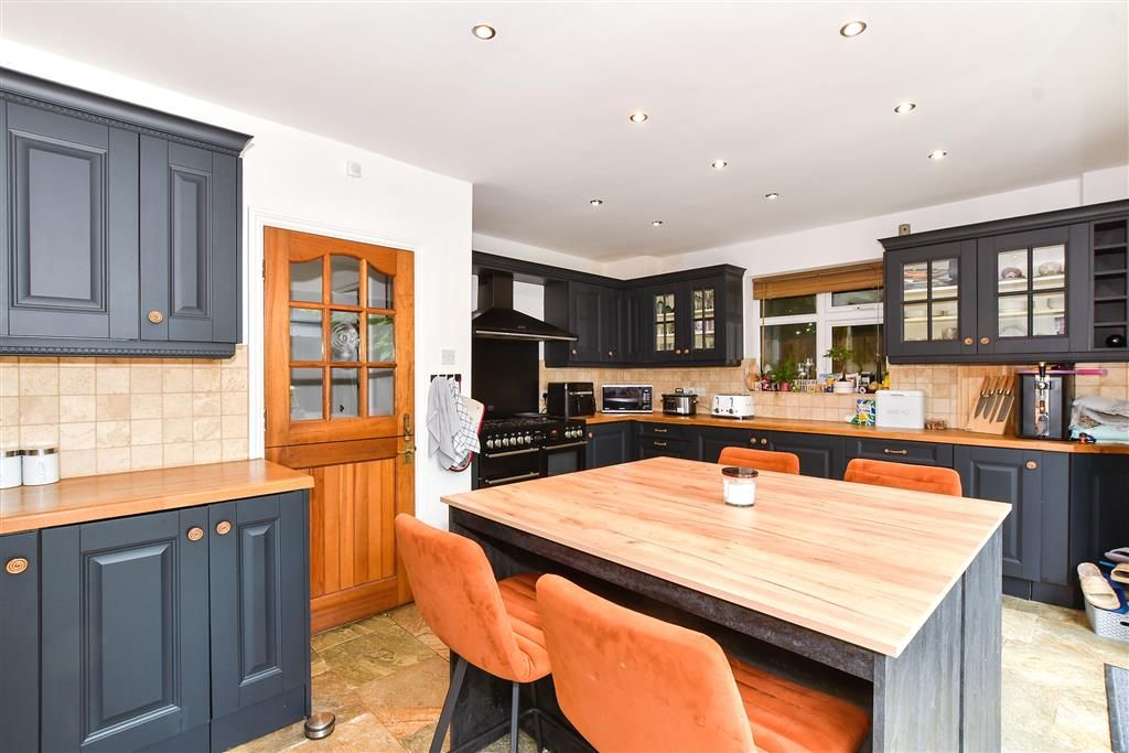 Property photo 3 of 14 Kitchen/Diner