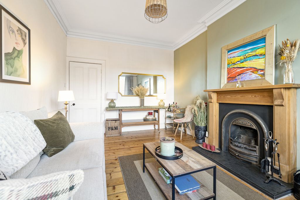 Property photo 3 of 14 Property Image 3