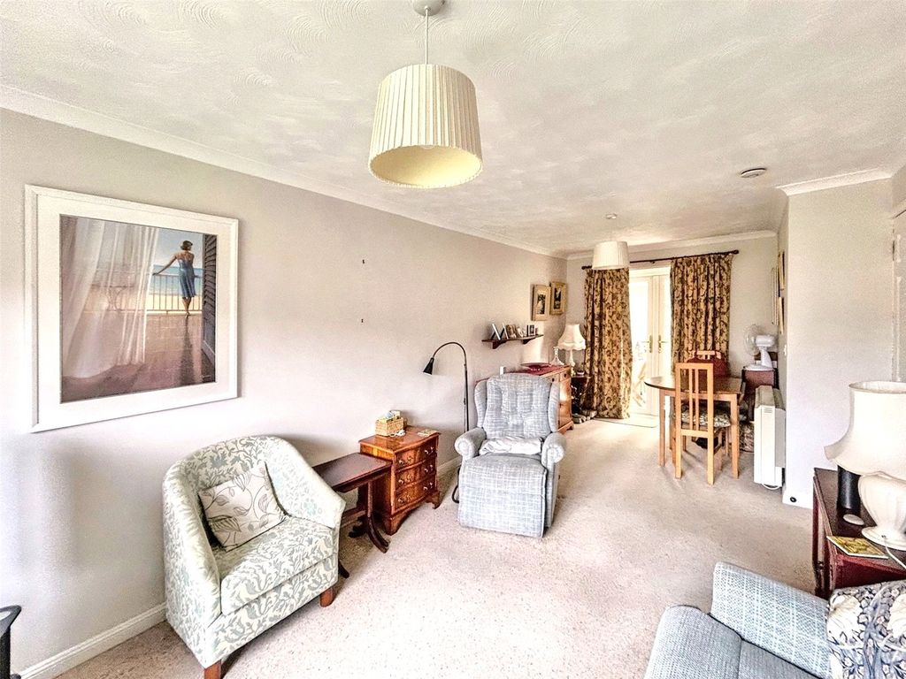 Property photo 3 of 12 Picture No. 10