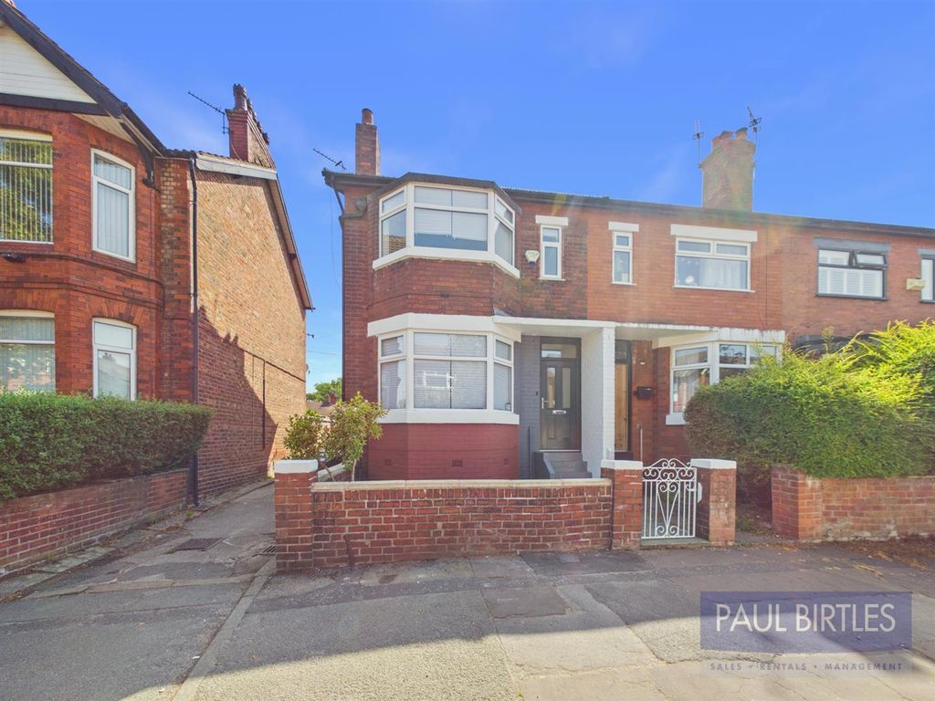 Property photo 1 of 25 Cam01301G0-Pr0798-Still039.Jpg