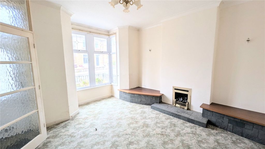 Property photo 2 of 6 Reception Room