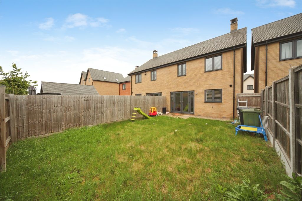 Property photo 2 of 10