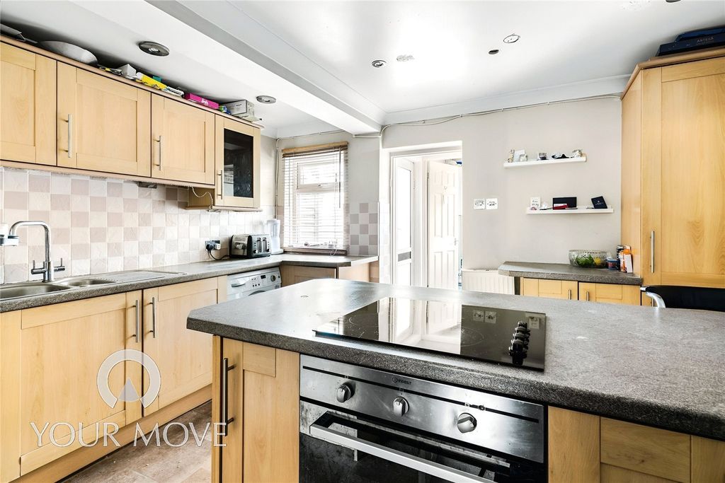 Property photo 2 of 14 #Yourmovedartford