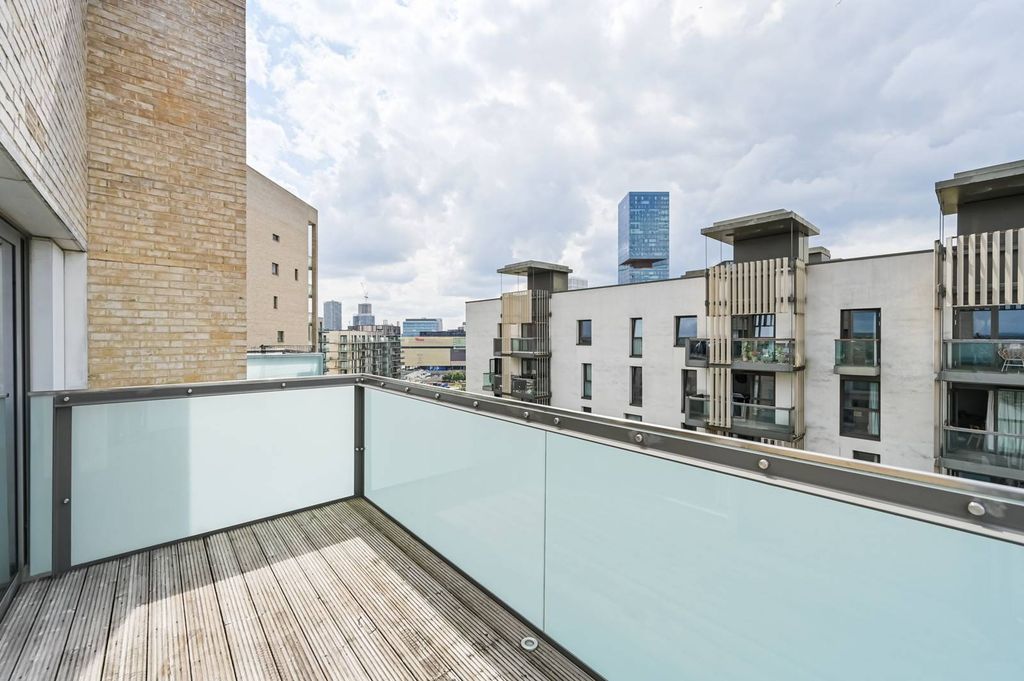 Property photo 2 of 3