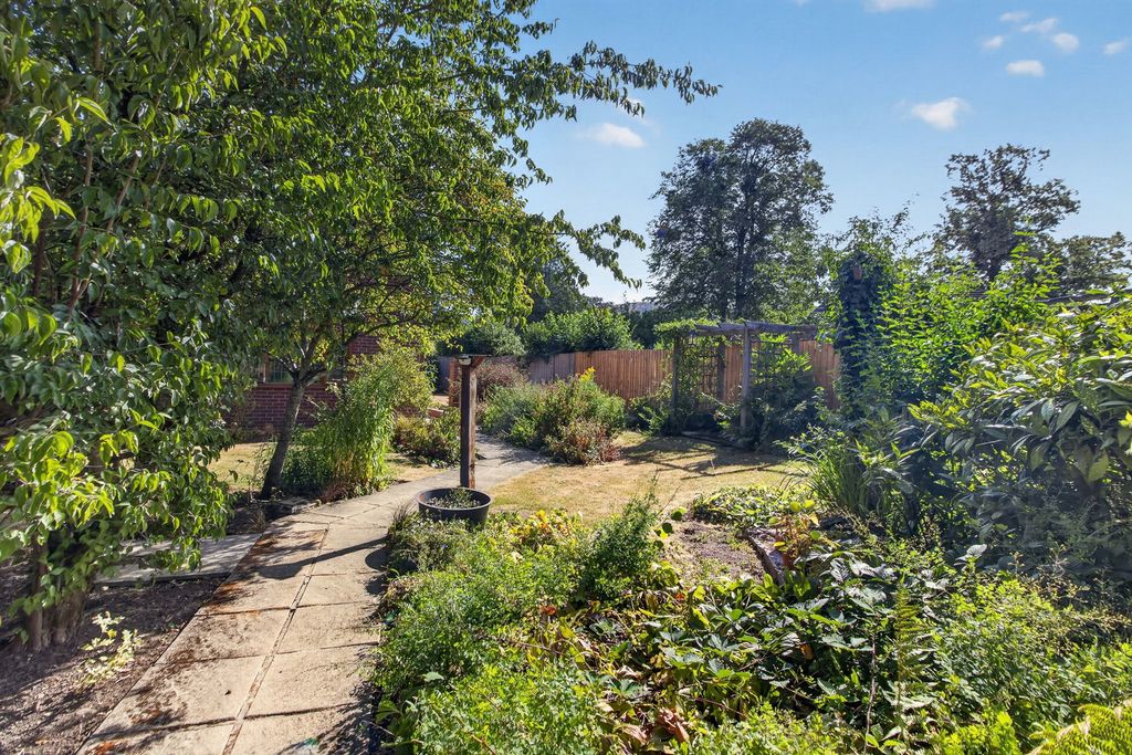Property photo 3 of 19