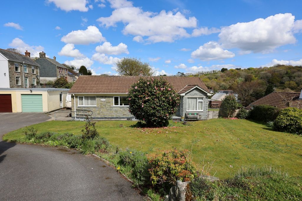 Property photo 1 of 21