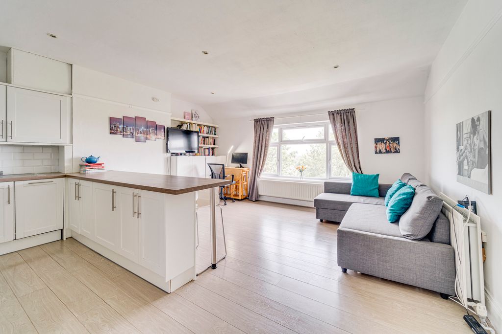 Property photo 1 of 11 Ndb01335_Enfused