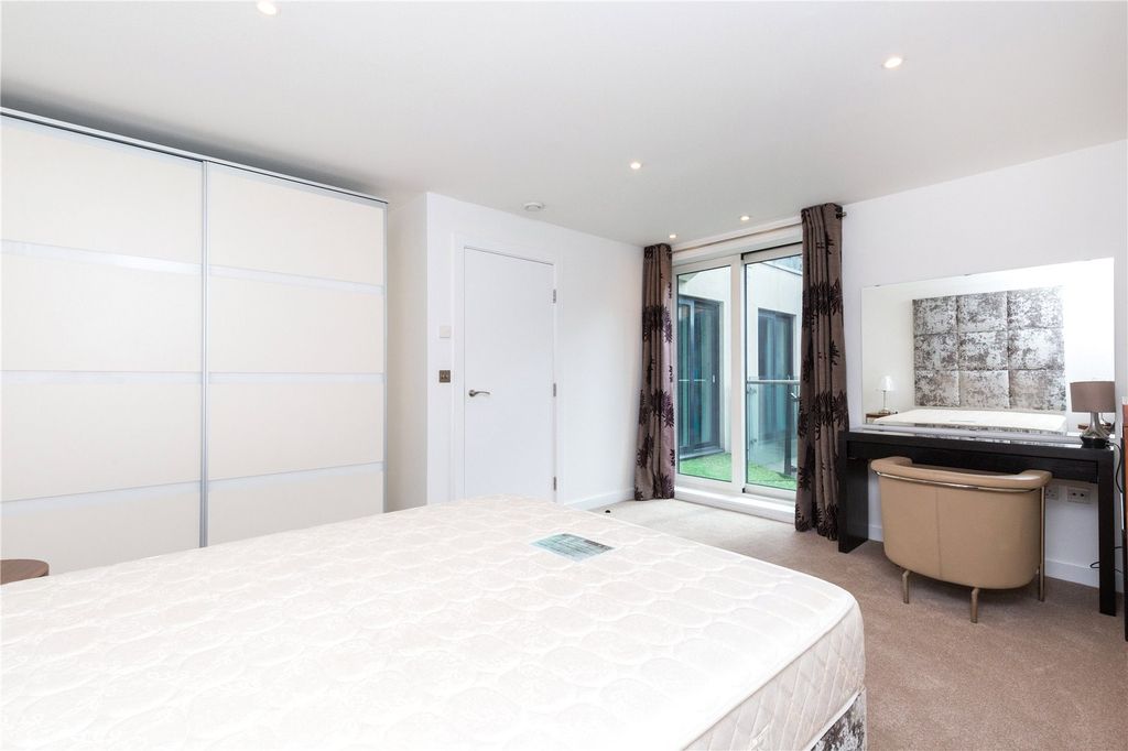 Property photo 3 of 12 Picture No. 41