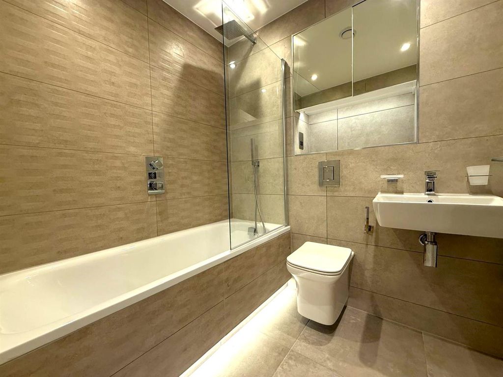 Property photo 3 of 16 Whatsapp Image 2025-06-18 At 11.40.10_5Bf858B2.Jpg