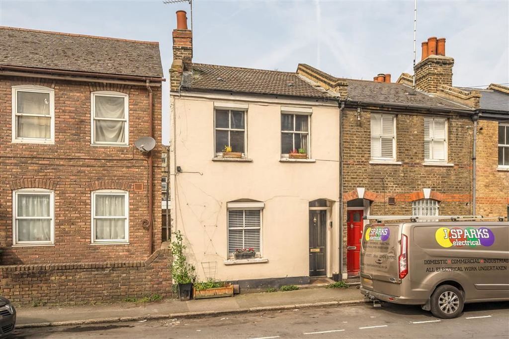 Property photo 1 of 9