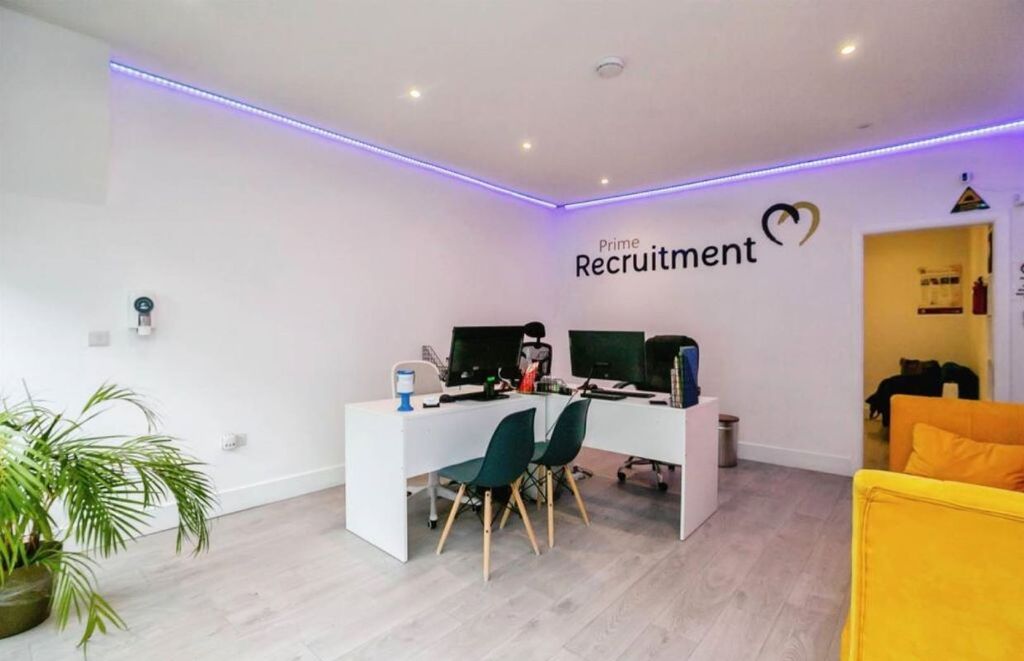 Property photo 3 of 12