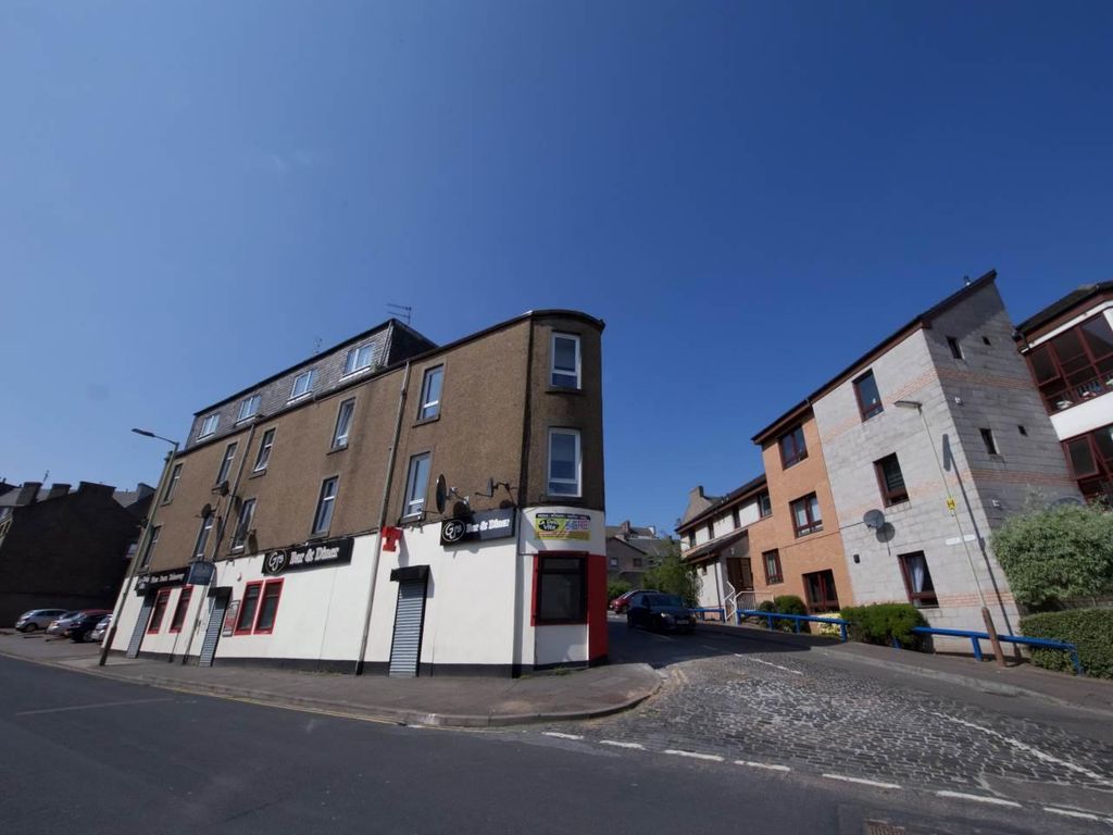 Property photo 2 of 5 Front