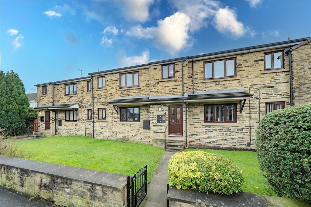 Property photo 1 of 7 Front