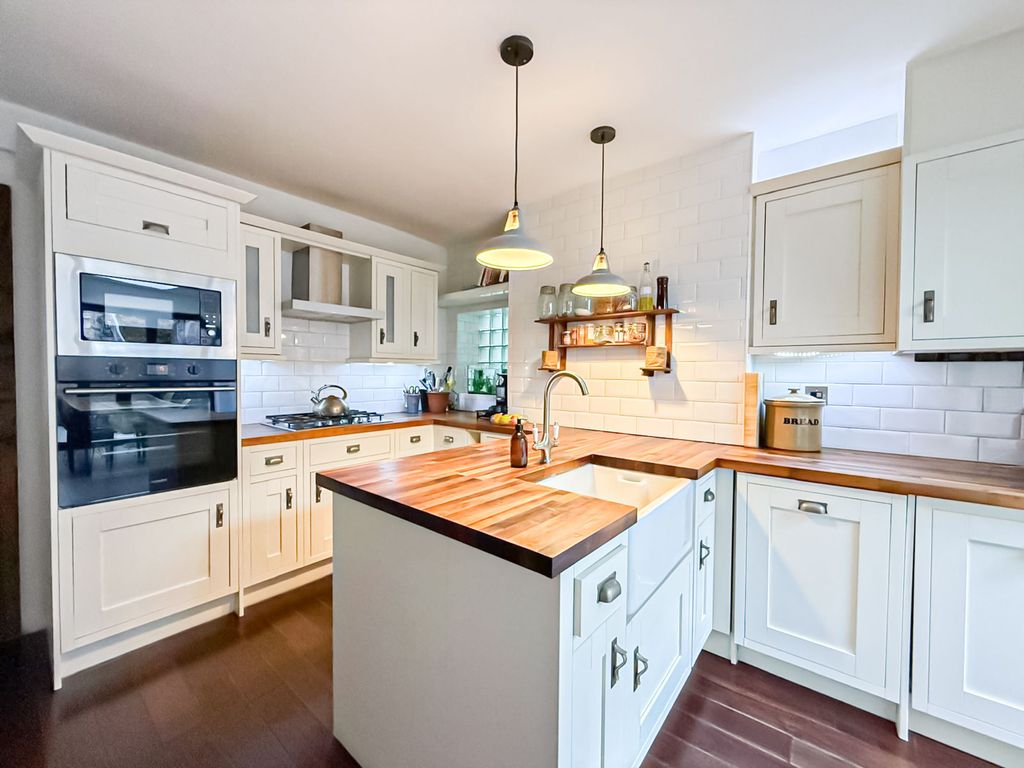 Property photo 2 of 21 Photo 22