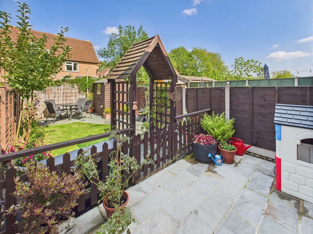 Property photo 3 of 20