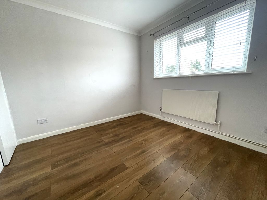 Property photo 3 of 6 Image