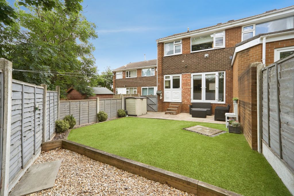 Property photo 2 of 18