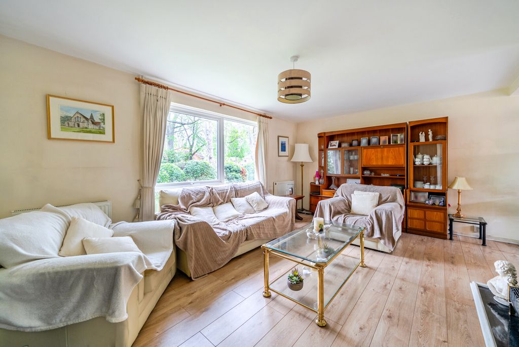 Property photo 3 of 16 30-69d8Ec05207Ec-...