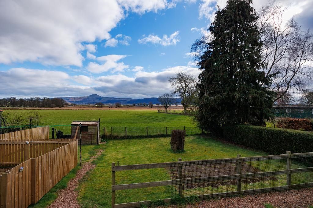 Property photo 2 of 15 Photo 2