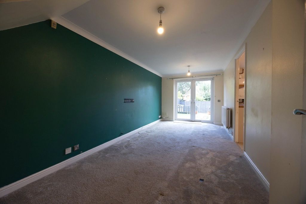 Property photo 3 of 24 Picture No. 23