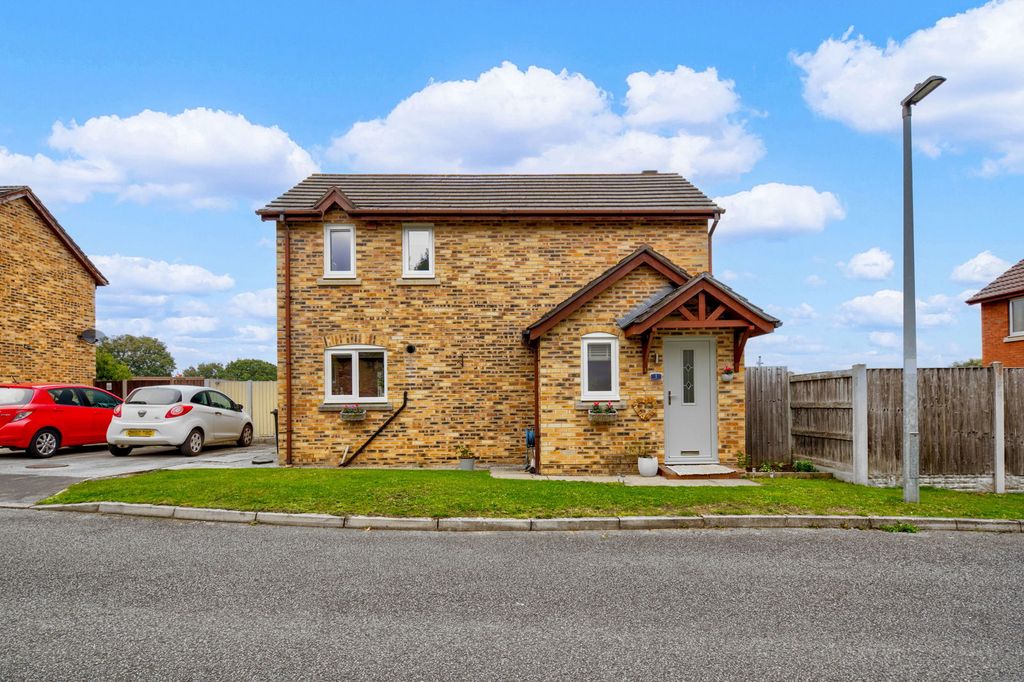 Property photo 1 of 29