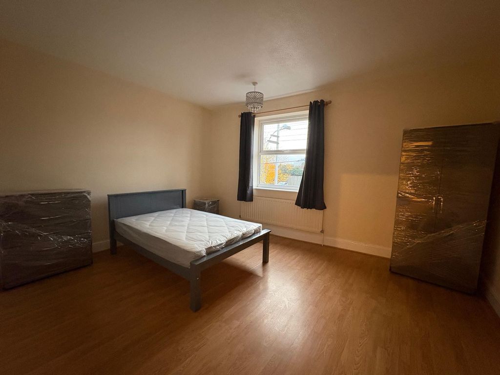 Property photo 1 of 5 Photo-2025-10-30-17-08-47